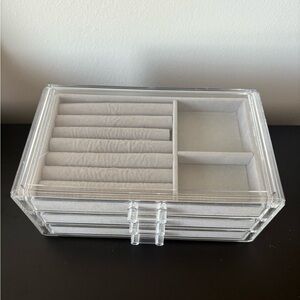 Clear Jewelry Organizer with Gray Interior